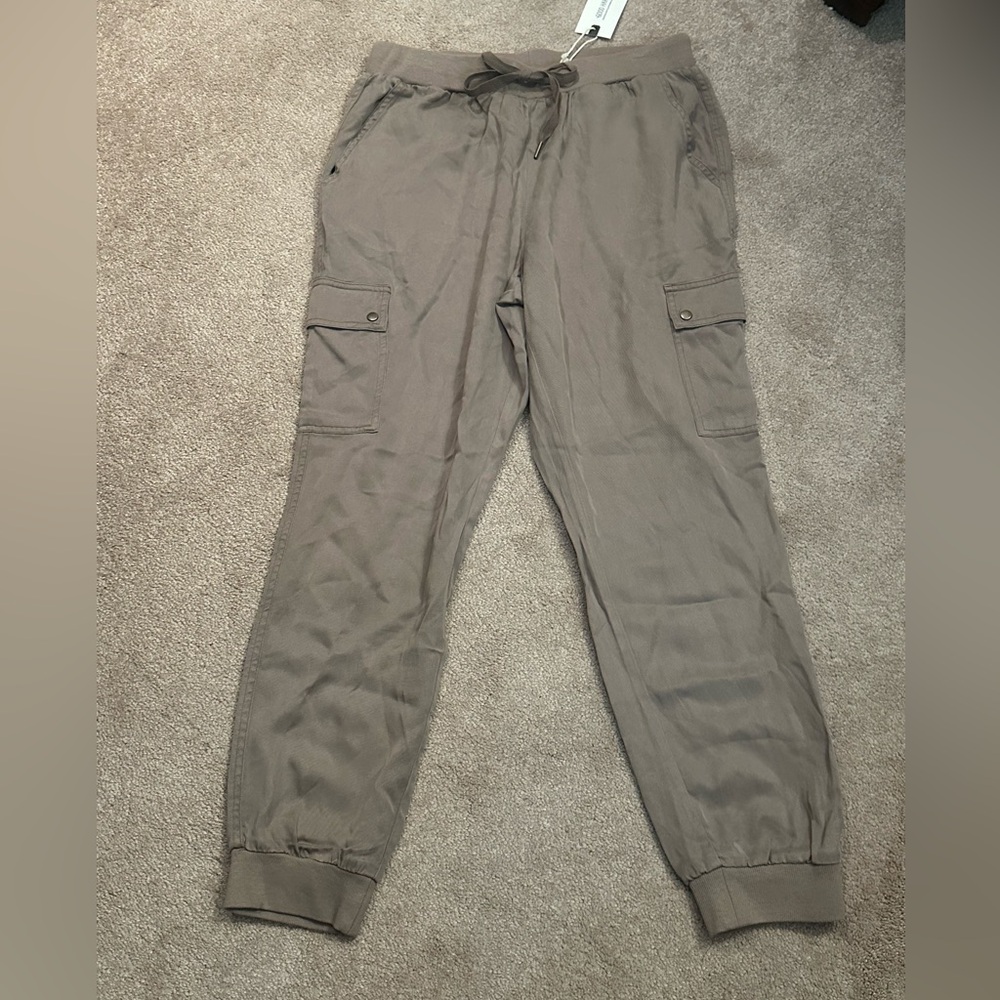 Matilda Jane Good Hart Size Small Georgetown Soft Cargo jogger NEW